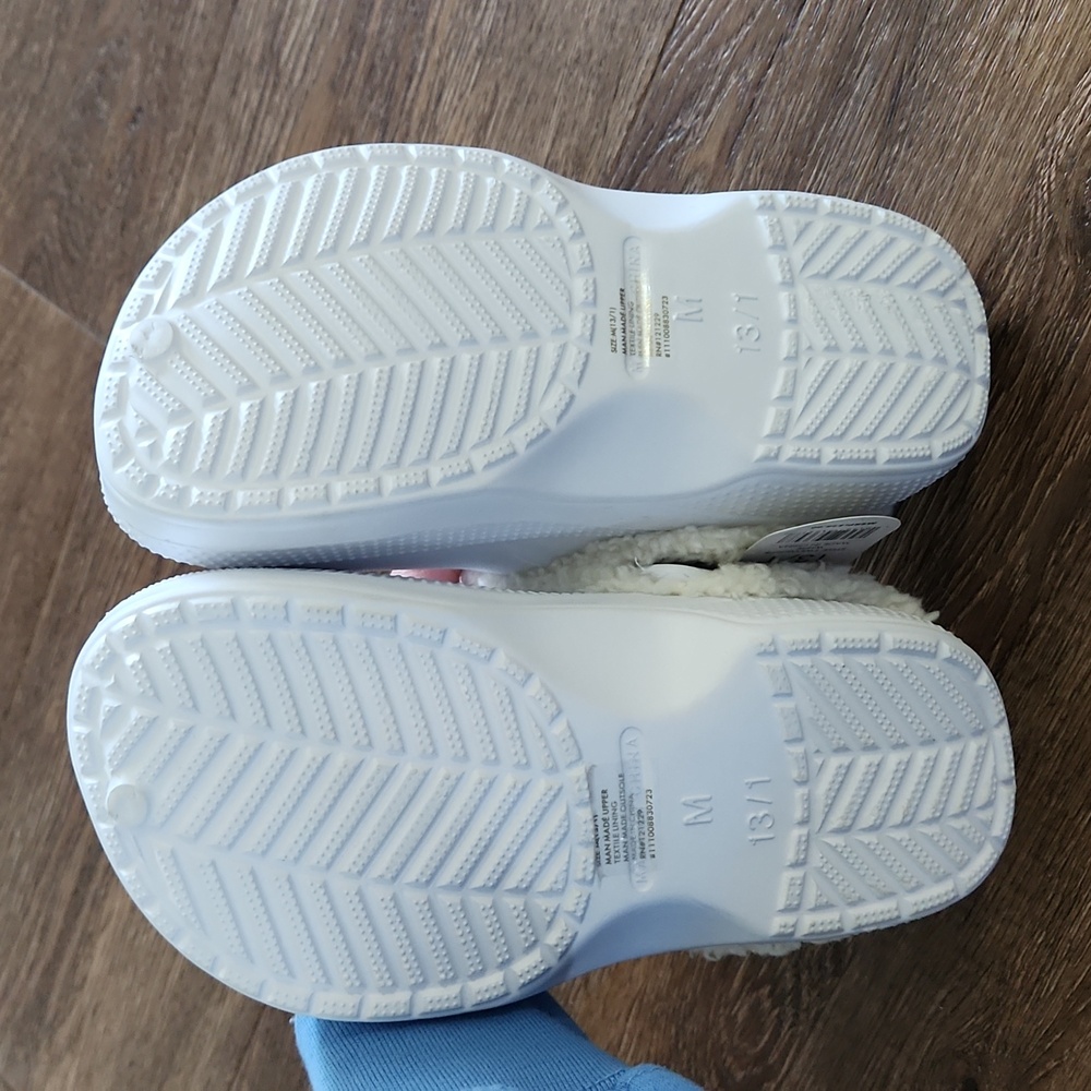 NWT Kids Foamwalk White Furry Lined Clogs, size 13/1 - Picture 6 of 11